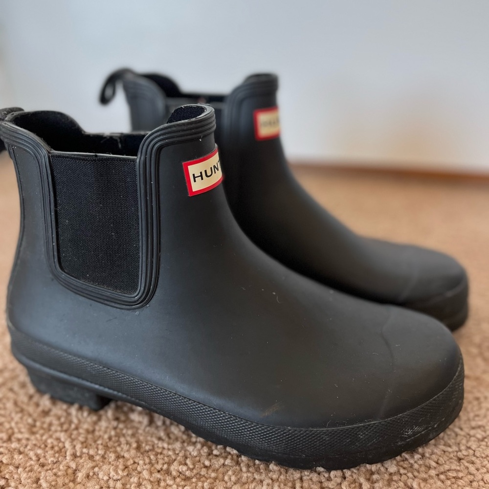 Hunter Chelsea Rain Boots size 9